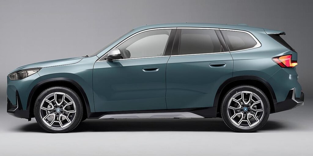 BMW iX1 LWB
iX1 LWB